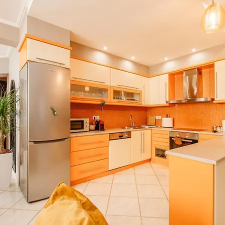 Lost At Sea * Sarandë