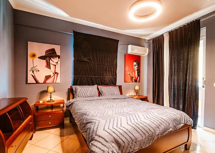 Lost At Sea * Saranda