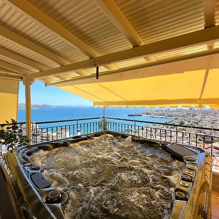 Lost At Sea Sarandë