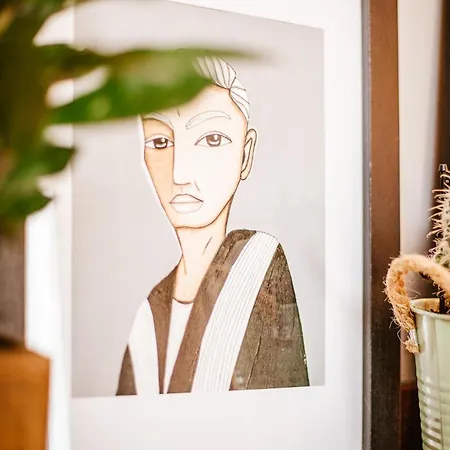 Lost At Sea 公寓 *