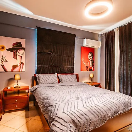 Lost At Sea * Sarande